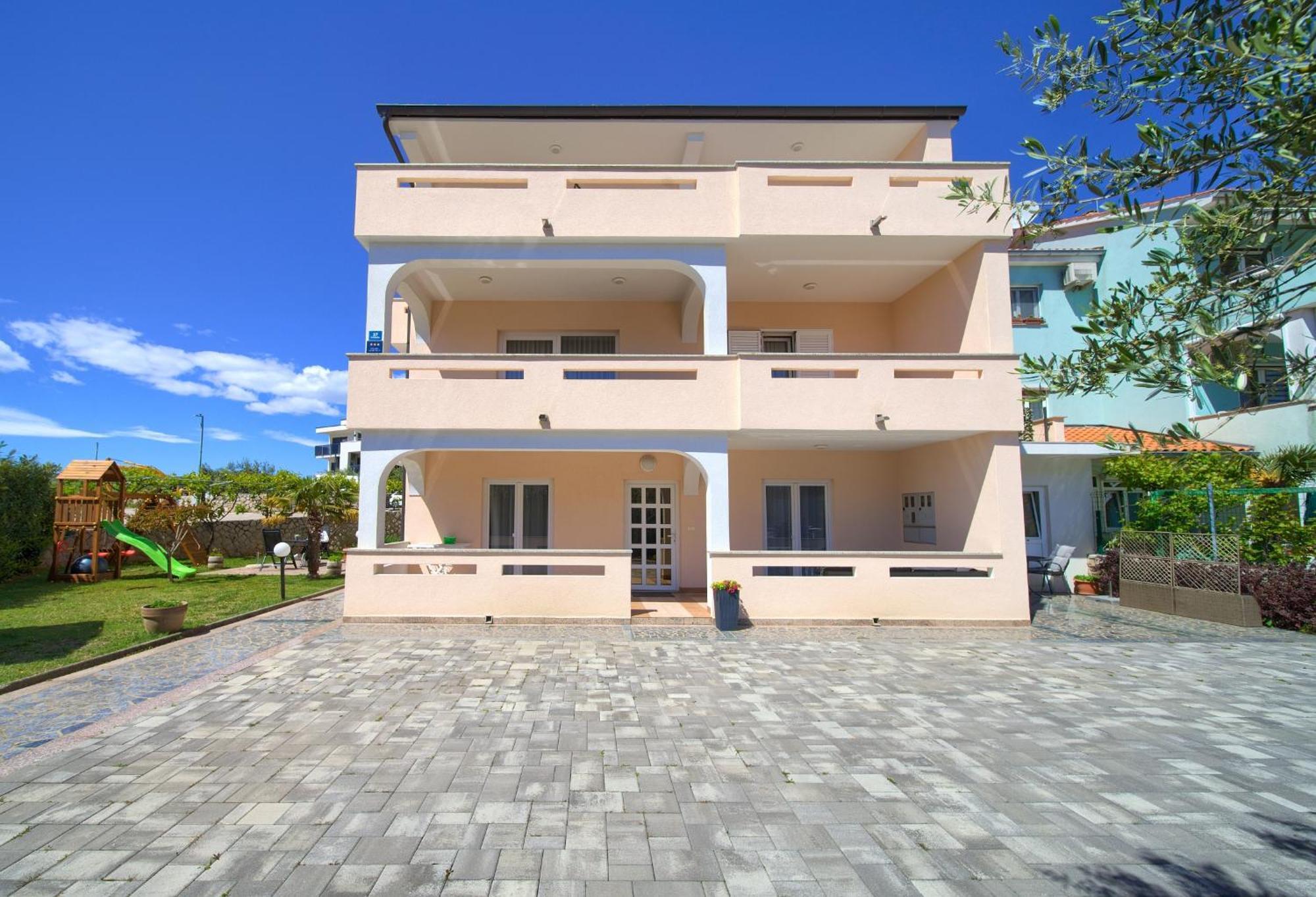 קרק Apartmani Assa Krk מראה חיצוני תמונה