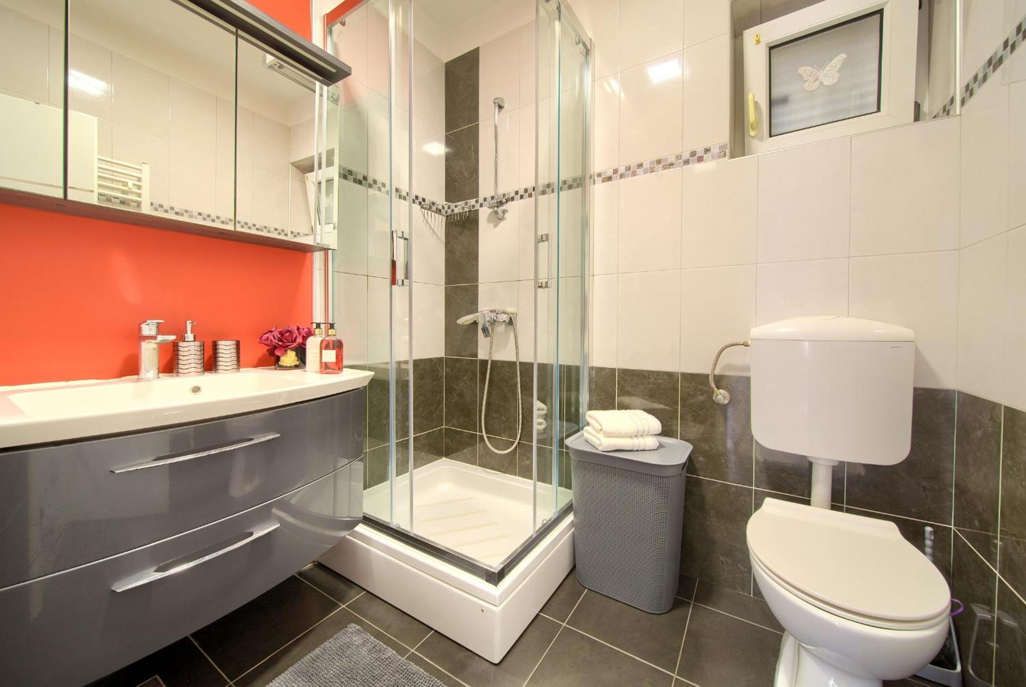 קרק Apartmani Assa Krk מראה חיצוני תמונה