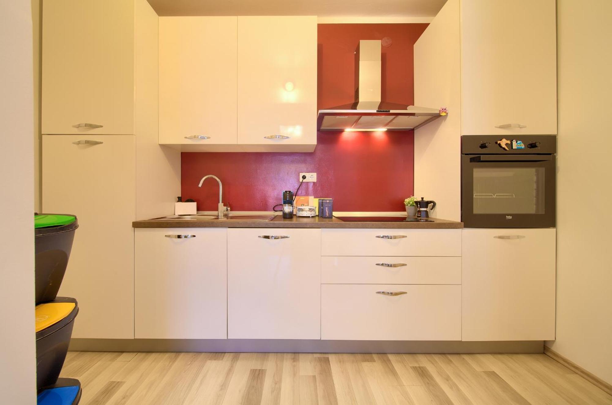 קרק Apartmani Assa Krk מראה חיצוני תמונה